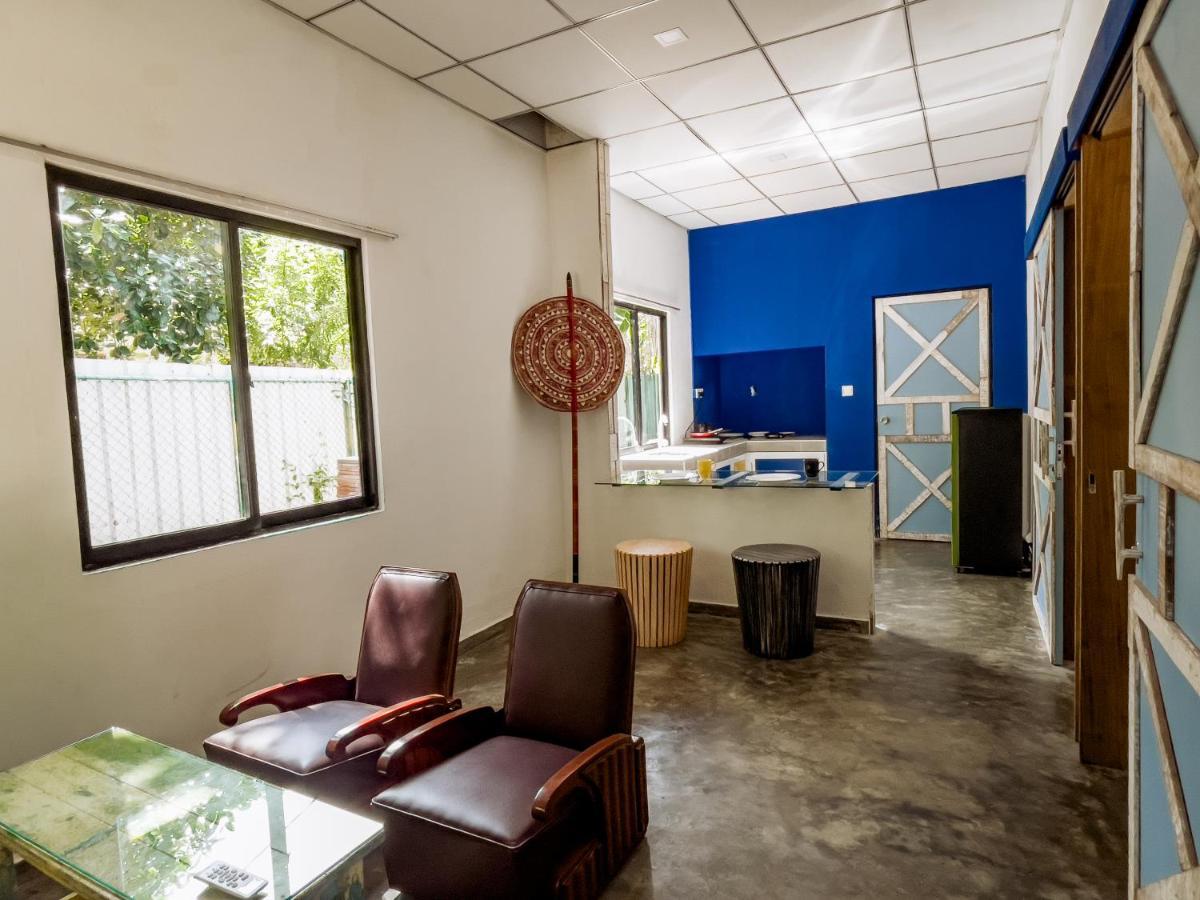 Lost & Found Hostel Weligama Exterior foto